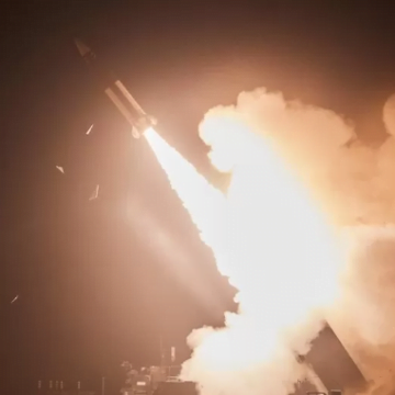 ATACMS ShBA do t’i japë Ukrainës raketa me rreze të gjata ATACMS për luftën me Rusinë