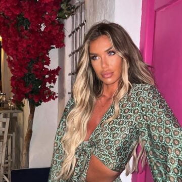 Adelina Tahiri del për xhiro me veturën e saj super-luksoze, qenka veshur e tëra ‘firmato’