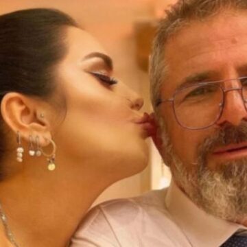 E bëri gjysh, por sot Fifi bën një gjë shumë të veҫantë për babain e saj