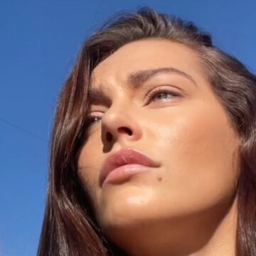 Gresa vjen në Kosovë, kështu e provokon Andin me këtë veprim rrugëve të Prishtinës