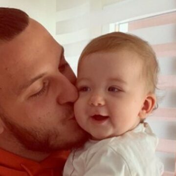 Mozziku baba i një vajze, por sonte bëri një gjest shumë të pahijshëm