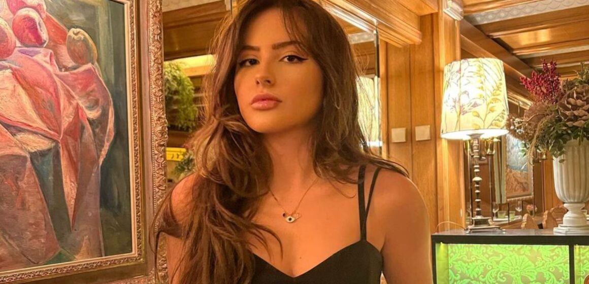 Mbesa e Shyhretes rritet para kohe, por publikon pamje e zhveshur dhe po duket super-hot