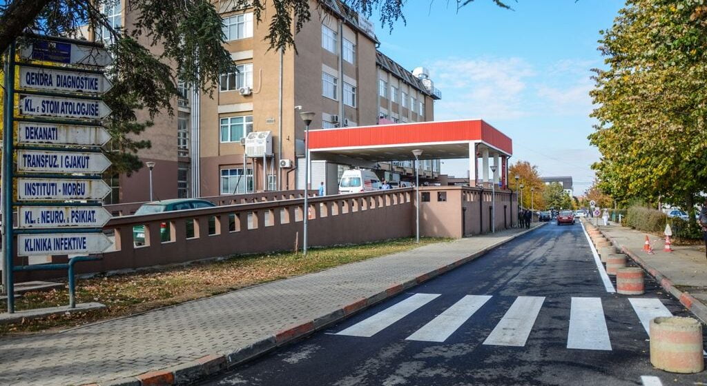 policia Flet mjeku i policit tjetër të plagosur në veri, tregon se a është jashtë rrezikut për jetë