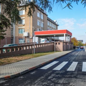 Flet mjeku i policit tjetër të plagosur në veri, tregon se a është jashtë rrezikut për jetë