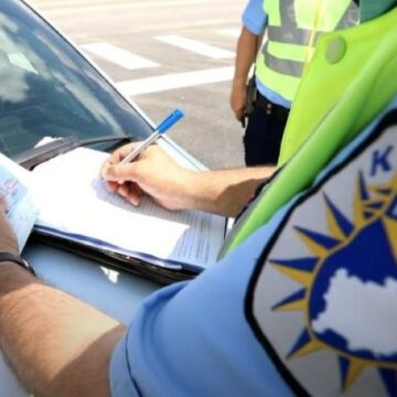 Mbi 2 mijë gjoba trafiku në 24 orët e fundit në Kosovë