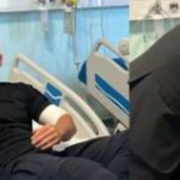 policiiii Dalin pamjet nga spitali të policit të plagosur, kjo është gjendja e tij fizike dhe emocionale