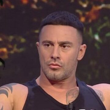 Sot foli për herë të parë publikisht për të, njihuni me vajzën e madhe të Robert Berishës