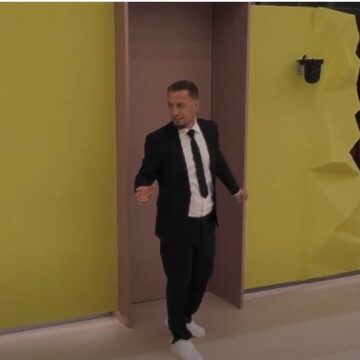 Bleros i bie të flej si çiftë me aktoren e filmave për të rritur, habit me vendimin