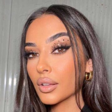 Zhvishet nëna me e bukur shqiptare, ekspozon trupin ‘BOMBË’