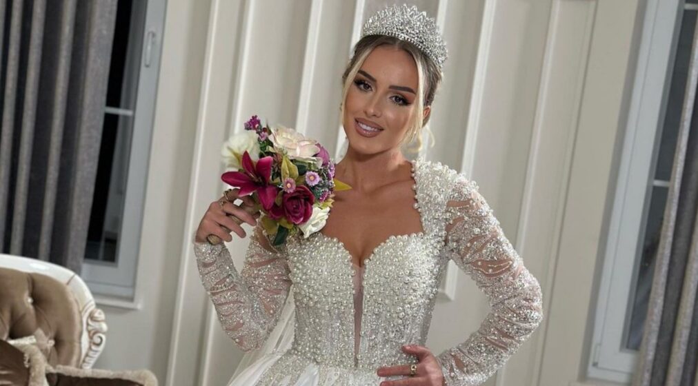 aidaa Pasi u bë nënë, u bë nuse, dalim pamje të reja nga dasma e Aida Doçit