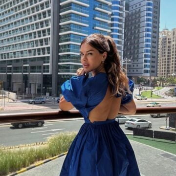 Ja huq keq me veshje Ariana, del me shoqëri me fustan për dasma