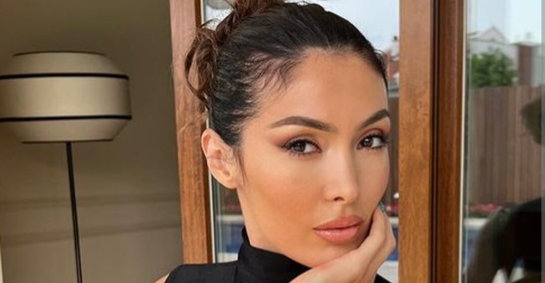 Nora ja qet ‘flakën’ sheikëve, shfaqet veç në bikini gjatë pushimeve në Dubai