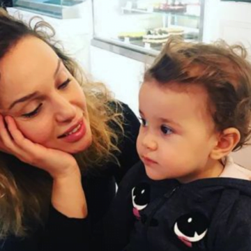 Vajza e Teuta Krasniqit qenka rritur, është bërë tamam zonjushë