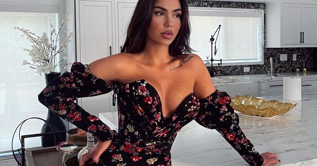 Arta Nitaj - Instagram (13) Arta Nitaj rikthehet, nuk do ta besoni cfarë ndryshimi ka bërë në pamje, duket krejtësisht ndryshe