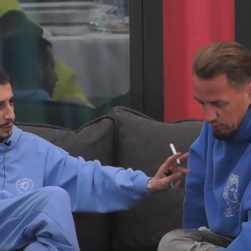 Gania drejtuar Bleros: Bir, ti je i niveleve të larta, ti je i paprekshëm