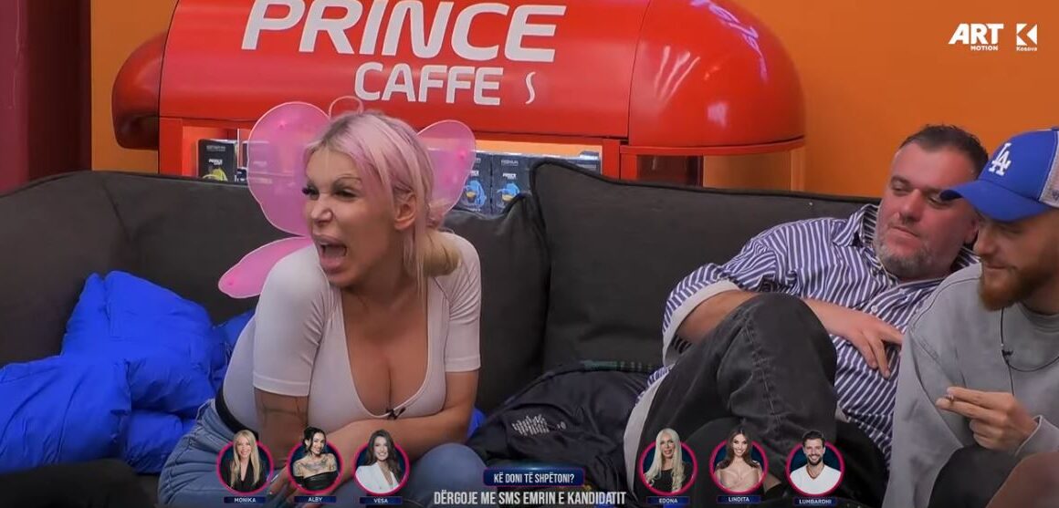 Edonaa-1 Edona ngacmon Shqipen, i thotë ti nuk di të puthesh, ajo e quan vulgare