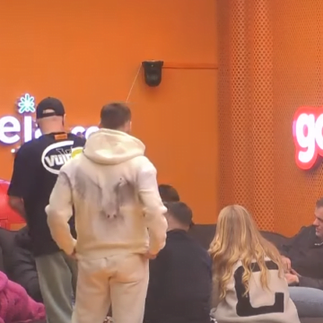 Bëhet ‘hallakamë’ në Big Brother, ky banor vendos të mos i flasë më Azemit