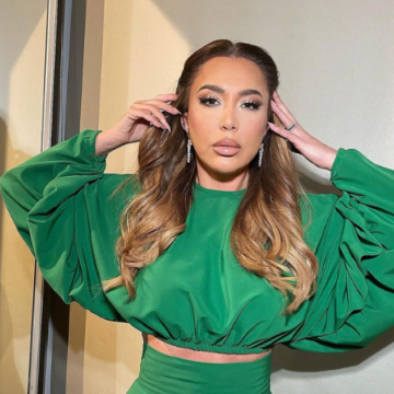 Teuta Selimi shfaqet me fustan provokues, ka ekspozuar gjoksin e saj gjigant