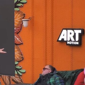 Vesa bëhet nervoze që Blerando e injoroi, thotë se i bërtiti