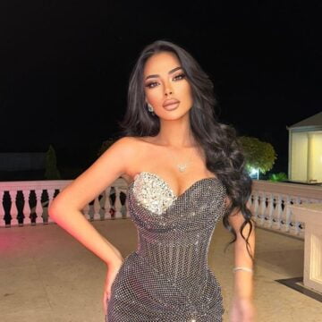 Kaderi dikur ishte e mbuluar e sot vajzë e lazdruar, dalin pamjet kur ajo ishte myslimane e devotshme