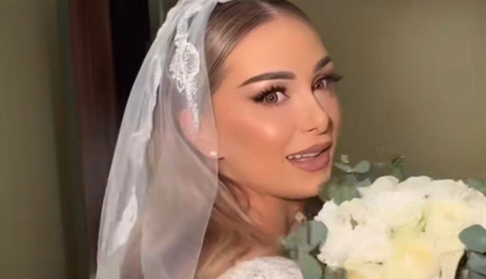 Adelina shkëlqeu në dasmën e saj me dy fustana madhështor, por zbulohet se ajo qenka në pritje të ëmbël