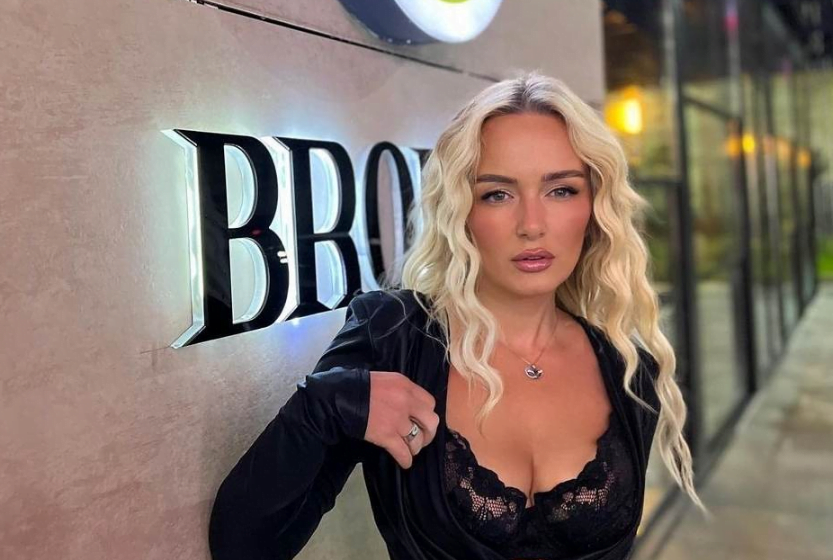 adriana-1 Adriana Matoshit ia ka këputur shpirtin vrasja e Liridonës, ajo realizon poezinë prekëse për të ndjerën