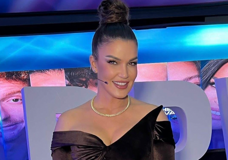 35 vjet dallim në moshë, kush është nëna e kush e bija?