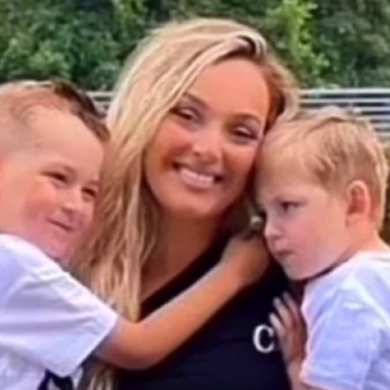 Nëna e Liridonës me zemër t’thyer flet për bijën e vrarë: Kaniherë m’doket që është në Suedi