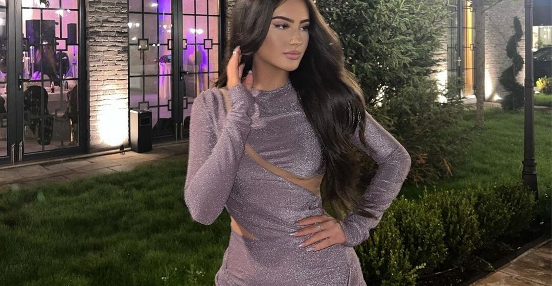 Mbesa e vogël e Shyhrete Behlulit e ka rritur veten para kohe, po duket më e ‘vjetër’ se nëna dhe tezet e saj