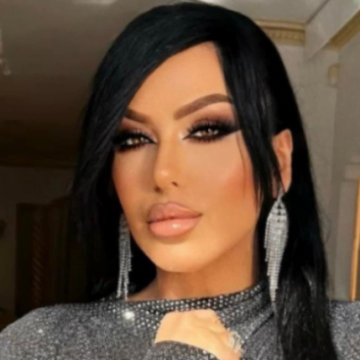 Artës i duket vetja që është ende ҫikë e re, shfaqet me pamjen më provokuese që e keni parë atë