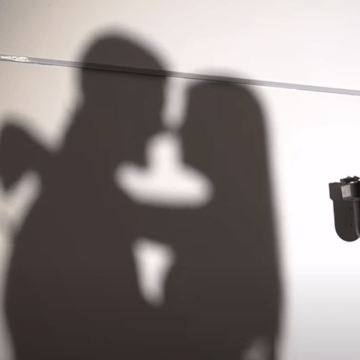 Santiana shpërthen në lot, porsa takon të dashurin e saj Lirimin