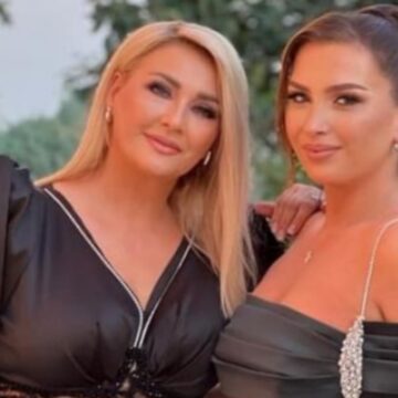 remzie Remzie Osmani vishet njëjtë me vajzën e saj, s’po duken si nënë e bijë, por si motra