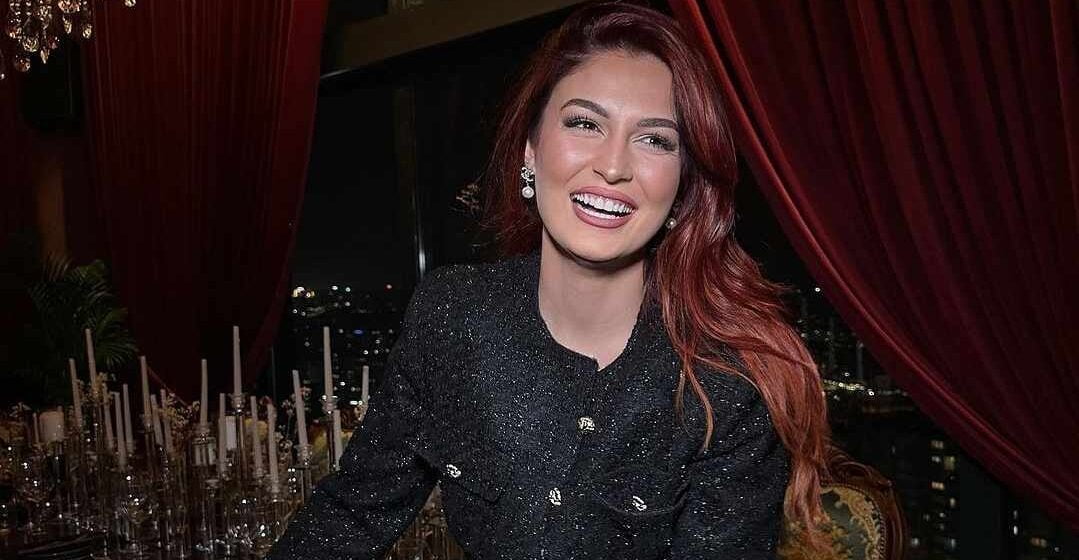 Na mashtroi se nuk ka të dashur, Vesa tani tregon dhuratën romantike që ia ka bërë ‘fatlumi’