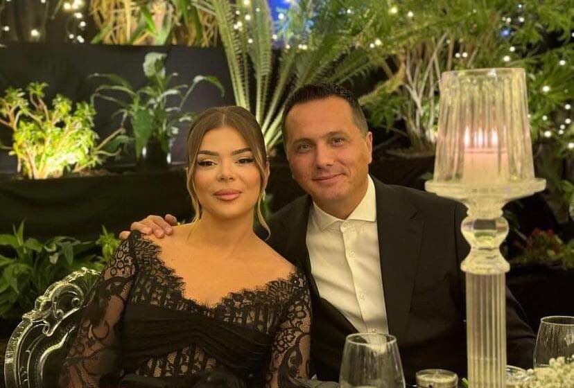 E paskan rregulluar disa “duar të arta”, Edita Doli krejt ndryshe në dasmën e Dafina Zeqirit