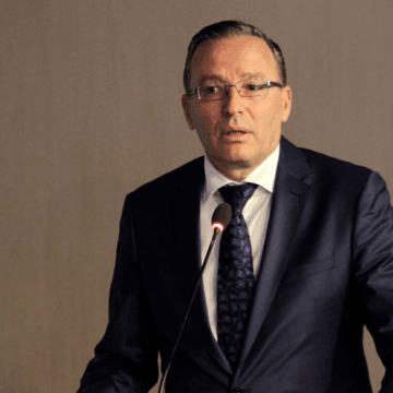 Bedri Pak para publikimit të rezultateve, Bedri Hamza bën veprimin e papritur