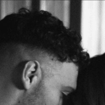 xhensilaa Më në fund publikohet videoja, Ledri e Xhensila gati po puthen– dalin pamjet nga prapaskenat