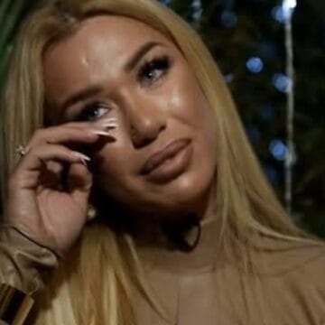 Adelina Tahirin e paska rrahur keq burri, e jep lajmin e rëndë me lot në sy e me zë të dridhur