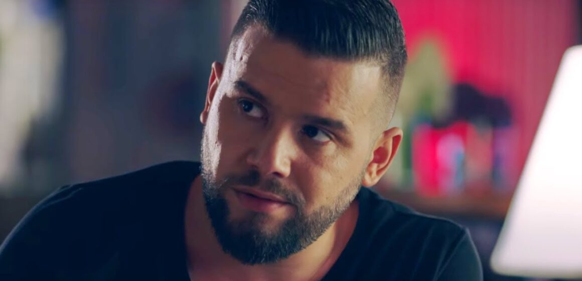 Pas kaq kohe zhdukje totale, Flori Mumajesi jep lajmin që askush nuk e priste – do të habiteni