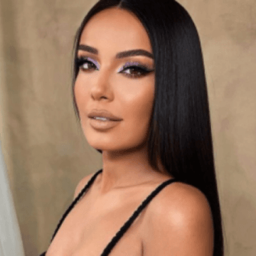 Mimoza Shkodra “shkrihet” në rrezet e diellit tropikal – shfaqet më joshëse se kurrë