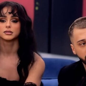 egli-gjesti-1 Egli ua mbyll gojën të gjithëve, takohet me vjehrrin, vjehrrën, kunatën e kunatin – Gjesti shumë i lumtur