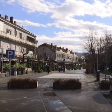 Ndodh edhe kjo: Një hoxhë në Viti ia mori gruan një hoxhe tjetër e ia ka fëmijët