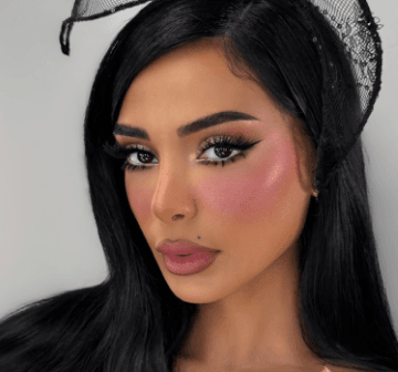 kader Kaderi çudit me statusin e saj – rrjeti shpërthen me spekulime