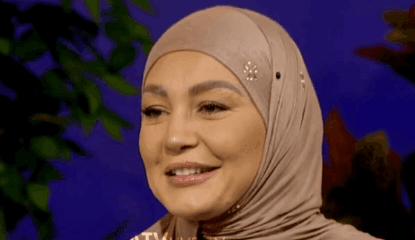 kaltrina Moderatorja Kaltrina Zeneli bëhet nënë për herë të parë, dalin pamjet e burrit të saj dhe bebit