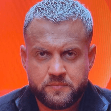 “Kjo shtëpi ka burra…” – Publikohet momenti kur Luizi e sulmon ashpër me fjalë Kiarën