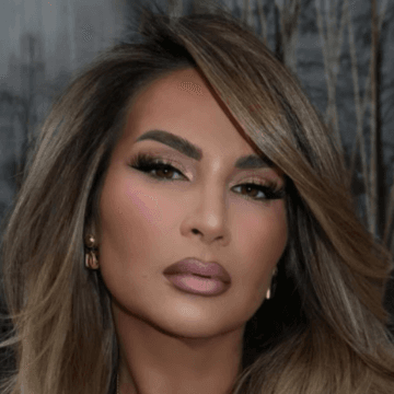 Festë e madhe në shtëpinë e Ryva Kajtazit, ajo shfaqet më e lumtur se kurrë më parë