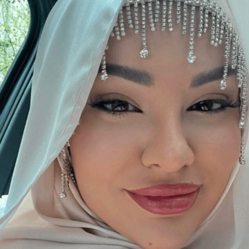 U martua në Xhami edhe pse i përket besimit Ortodoks, çfarë i tha hoxha Sara Gjordenit?