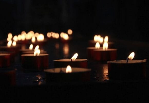 Ditë zie për këngëtaren e njohur kosovare, humb personin e zemrën – s’po e përballon dot