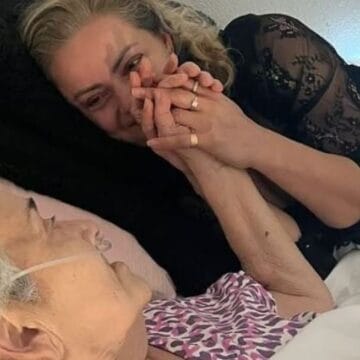 lejla meda Lules i thahet shpirti nga vdekja e vjehrrës, i qëndroi pranë derisa dha shpirtë – pamje të rënda