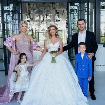 518126571_18517769533042363_2967128161927102329_n Një kunatë si Learta, kaq ëmbël e uron ajo Engjin për martesën e saj me Mërgimin