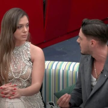 Lela-dhe-Leo Leo dhe Lela ndahën për këtë arsyje, ajo po vepron krye në veti-Leos nuk i pëlqen aspak gjesti i saj